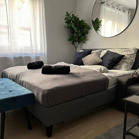 Balcony Apartment, 1 Min To U1 Reumannplatz Wien Exterior foto